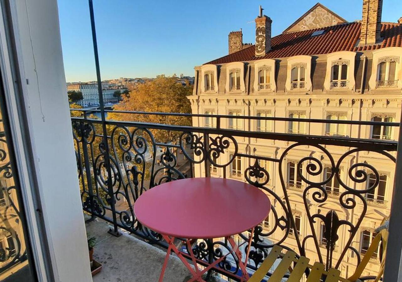 Appartement Vue Sur Rhone à Lyon Extérieur photo